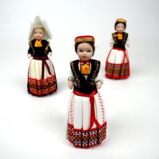 Porcelan doll in traditional dress